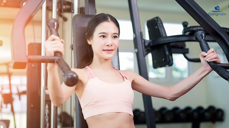 Khe ngực rộng - Nguyên nhân và cách khắc phục hiệu quả 7 Khe ngực rộng